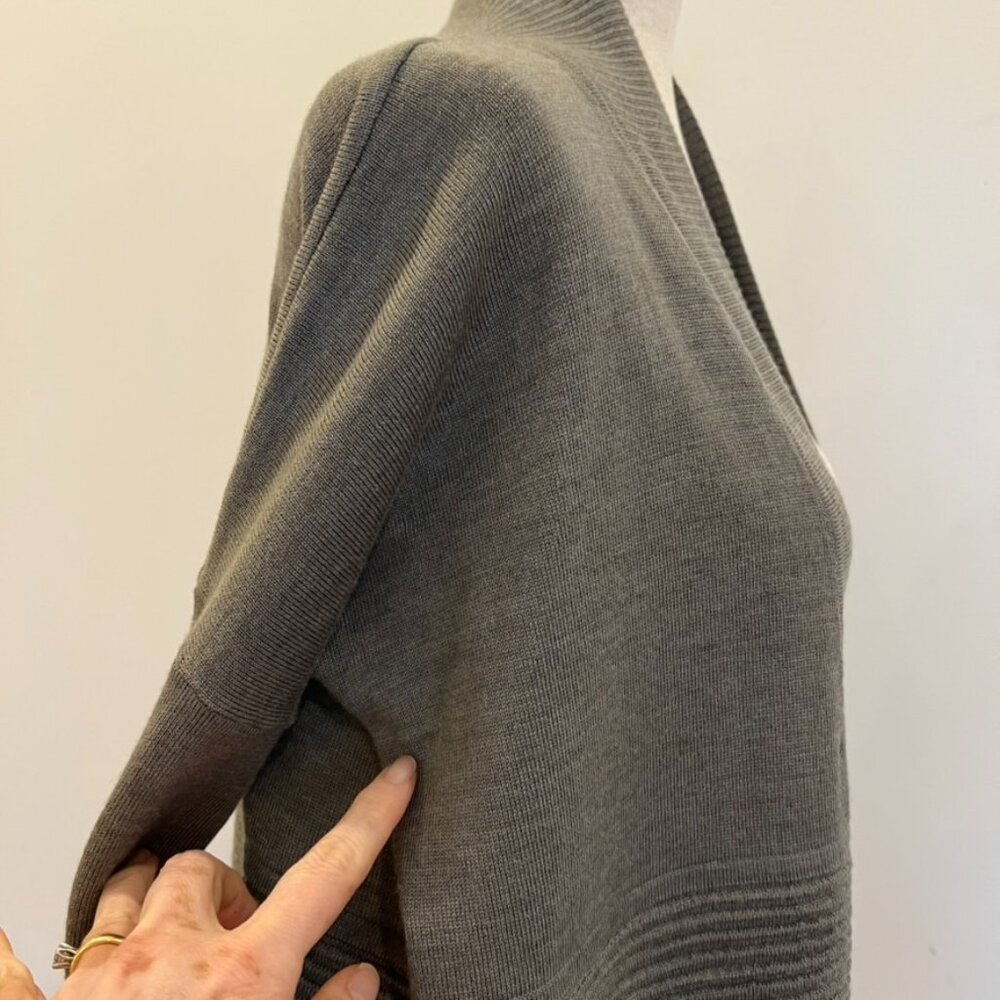 Lululemon Sit In Lotus Wrap II Cardigan Womens 6 Green Merino Wool Yoga Sweater - Picture 11 of 16